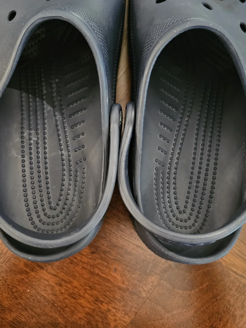 CROCS up sale